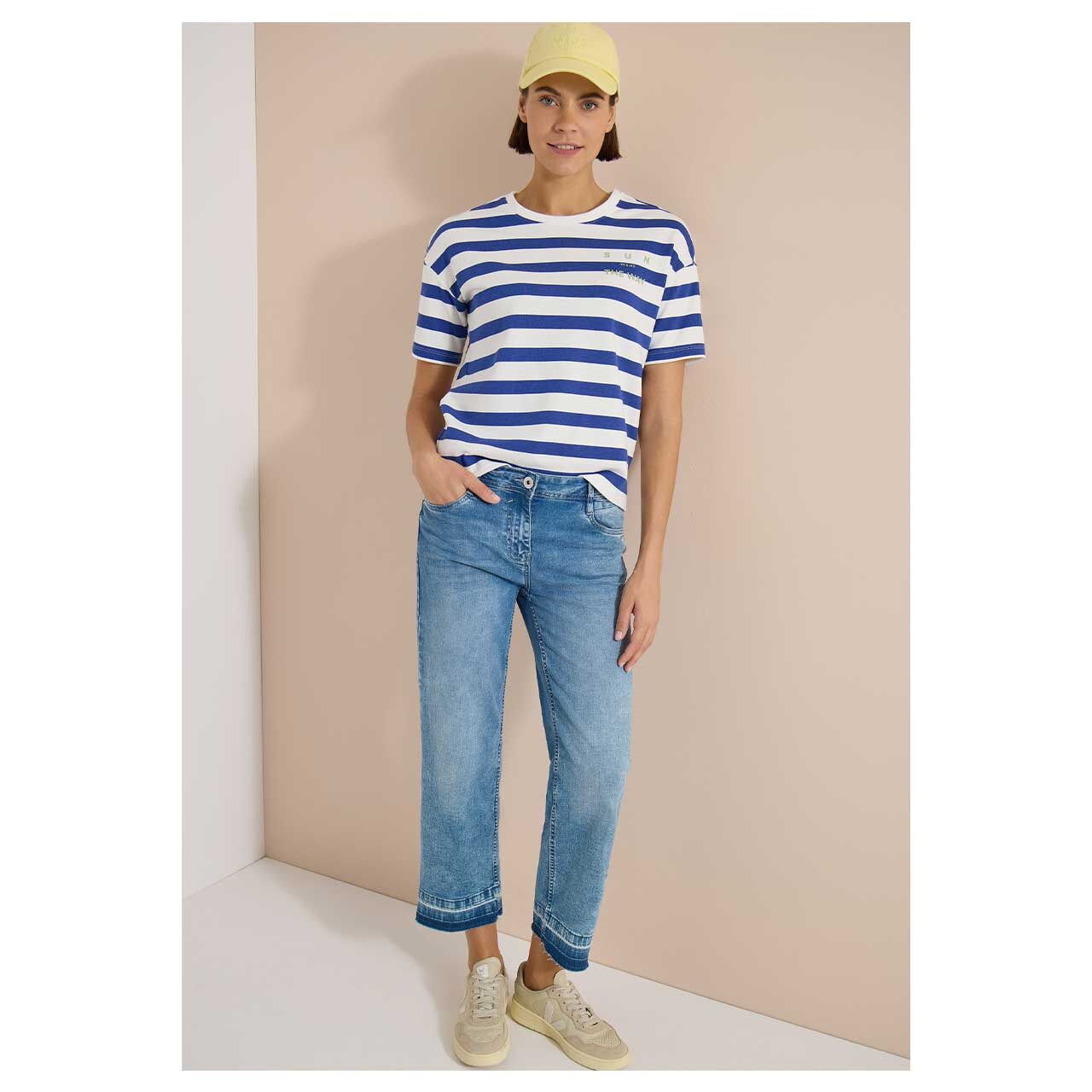 Damen T-Shirt Striped Chest Print von Cecil in Blau gestreift, Ganzkörperansicht