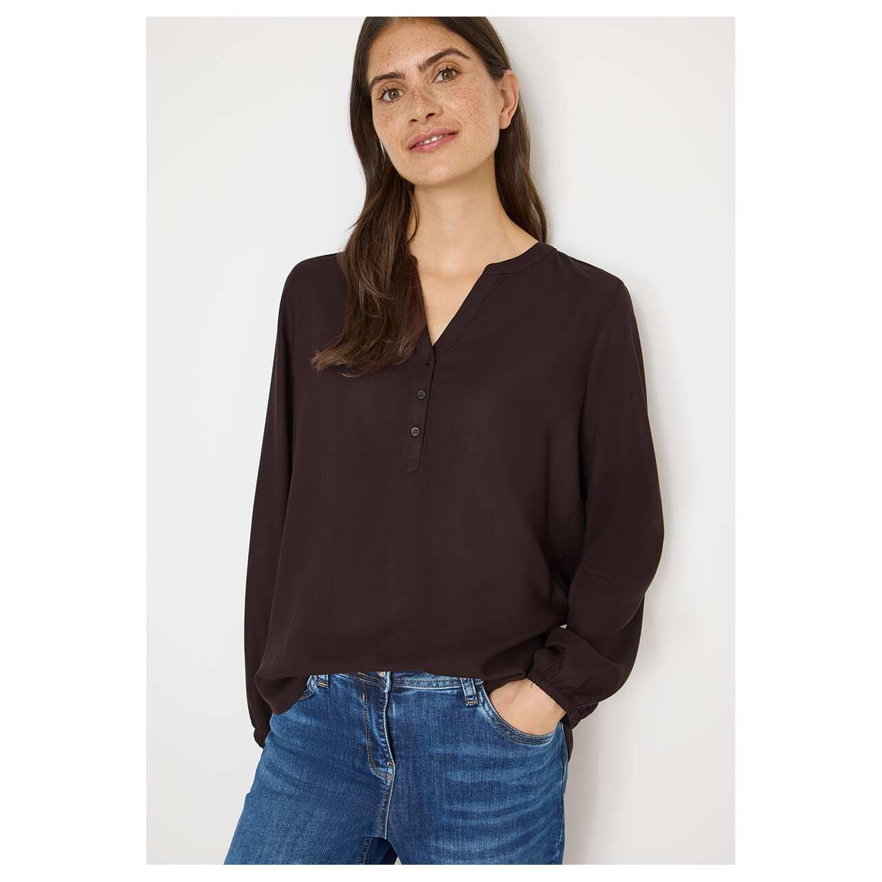 Damen Langarm Bluse Solid von Cecil in Dunkelbraun, Vorderansicht am Model