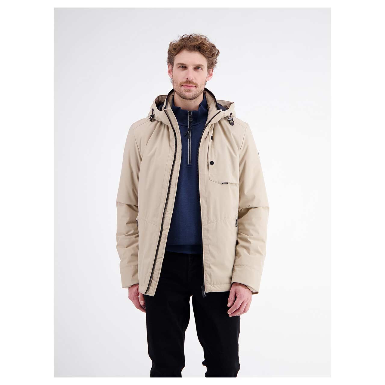 Herren Jacke von Lerros in Beige, Vorderansicht am Model