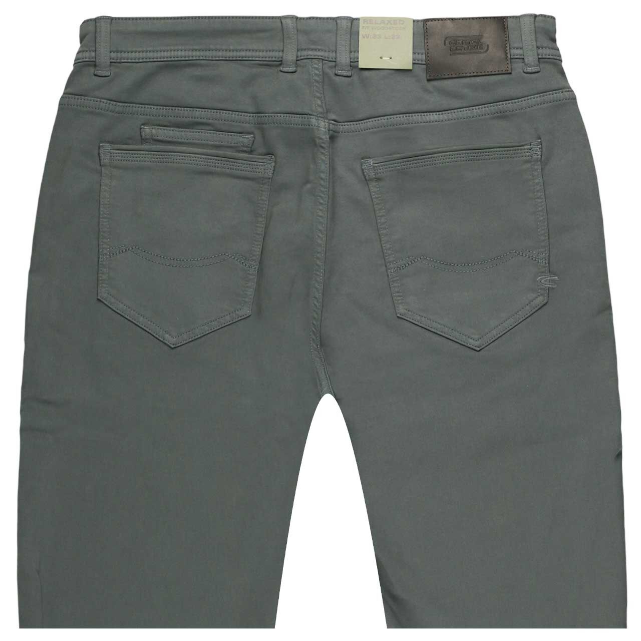 Stretch Herren Baumwollhose Woodstock von Camel active in Rauchblau, detaillierte Rückansicht
