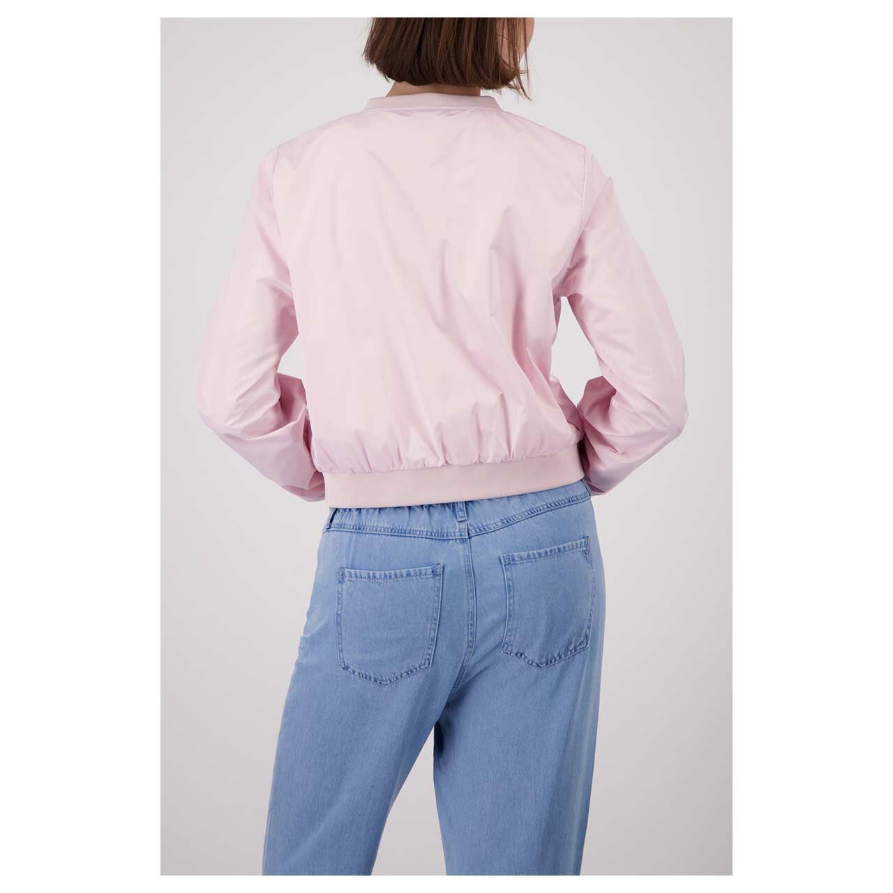 Damen Jacke von Monari in Rosa, Rückansicht am Model