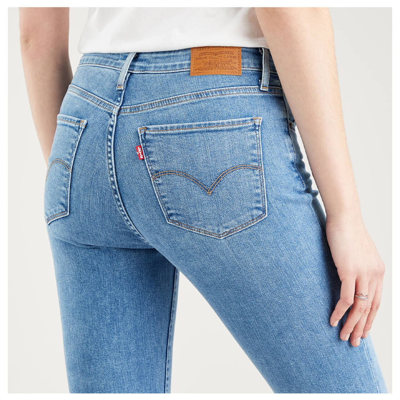 levis-jeans-721-skinny-light-blue-detail Levis Jeans 721 Skinny für Damen in Hellblau, FarbNr.: 0468