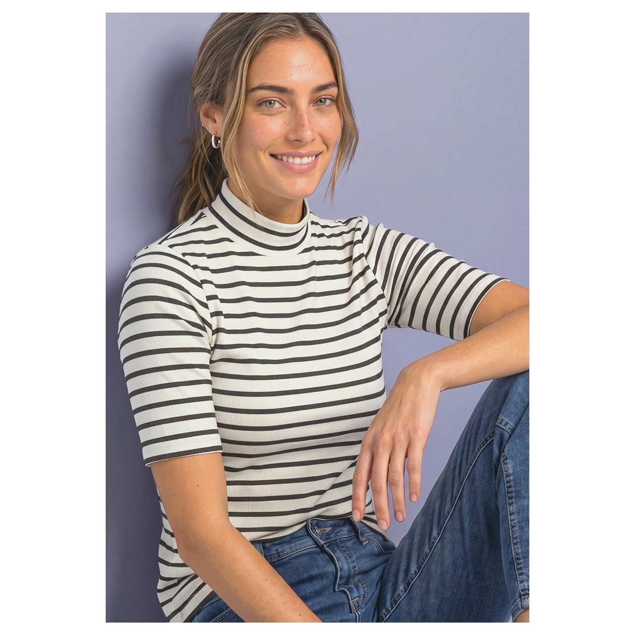 Damen T-Shirt Rib Turtle Neck von Street One in Dunkelbraun gestreift, Vorderansicht am Model