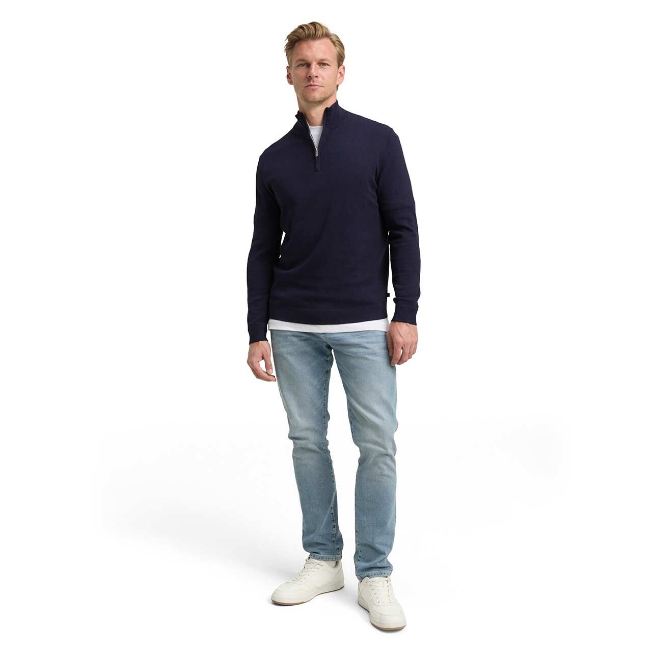 Herren Pullover Troyer Cashmere Knitted von Tom Tailor in Dunkelblau meliert, Ganzkörperansicht am Model