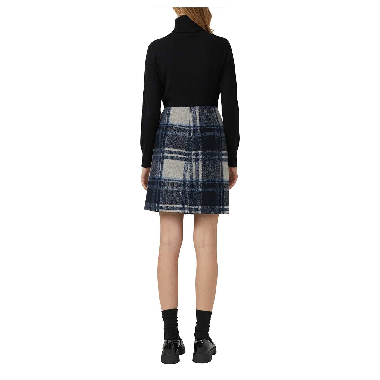 s.Oliver Damen Rollkragen Pullover in Schwarz, Rückansicht am Model