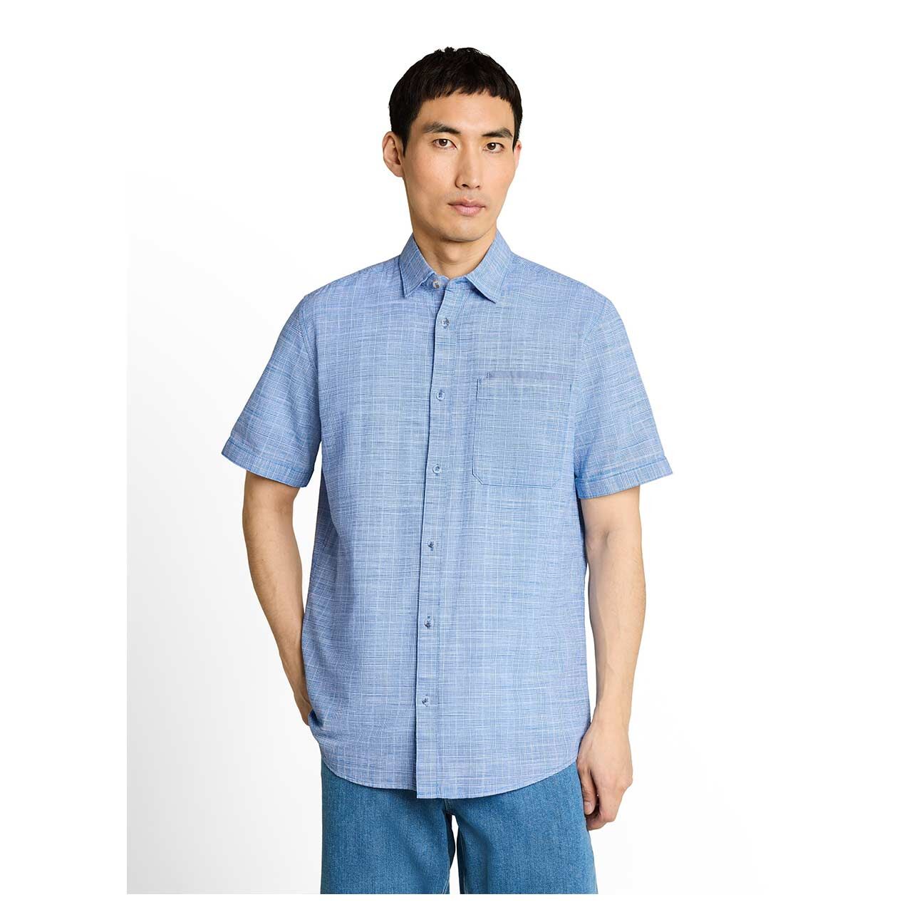 Herren 1/2 Arm Hemd  von Tom Tailor in Blau kariert, Vorderansicht am Model