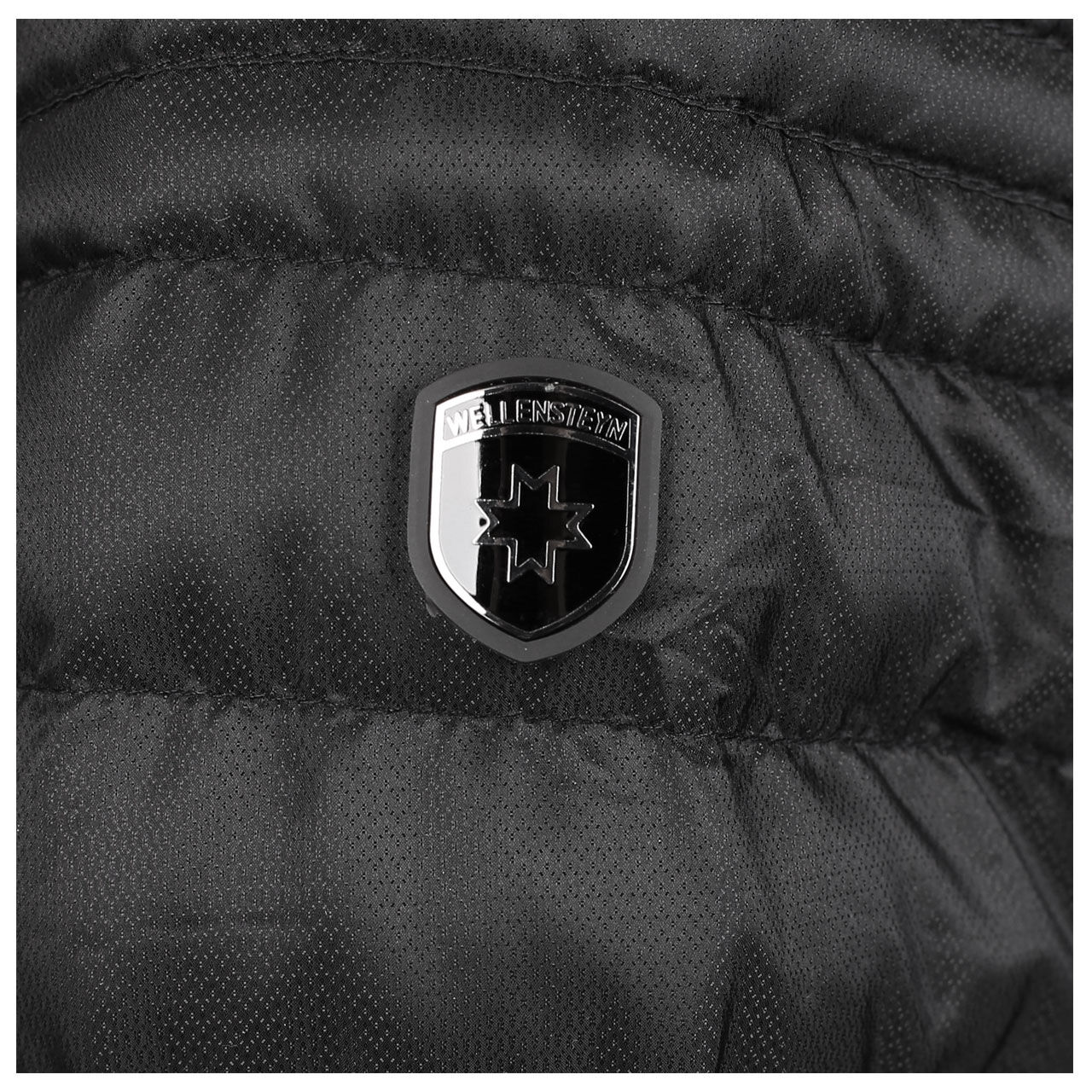 wellensteyn-jacke-moleculelady-black-detail Damen Jacke Molecule/MOL Lady von Wellensteyn in Schwarz, Detailansicht Markenlogo