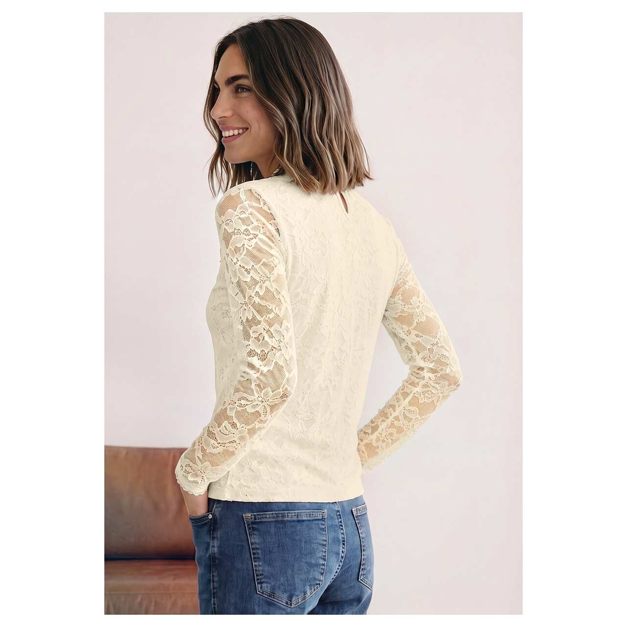 Damen Langarm Shirt Lace Turtle Neck von Street One in Hellbeige, Rückansicht am Model