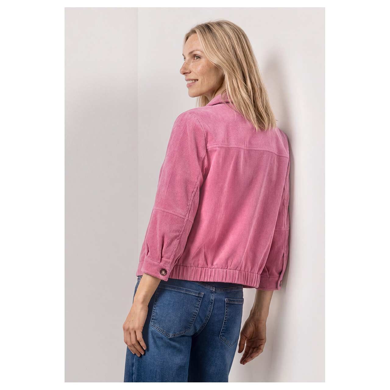 Damen 3/4 Arm Cord Jacke Corduroy Jacket von Street One in Pink, Rückansicht am Model