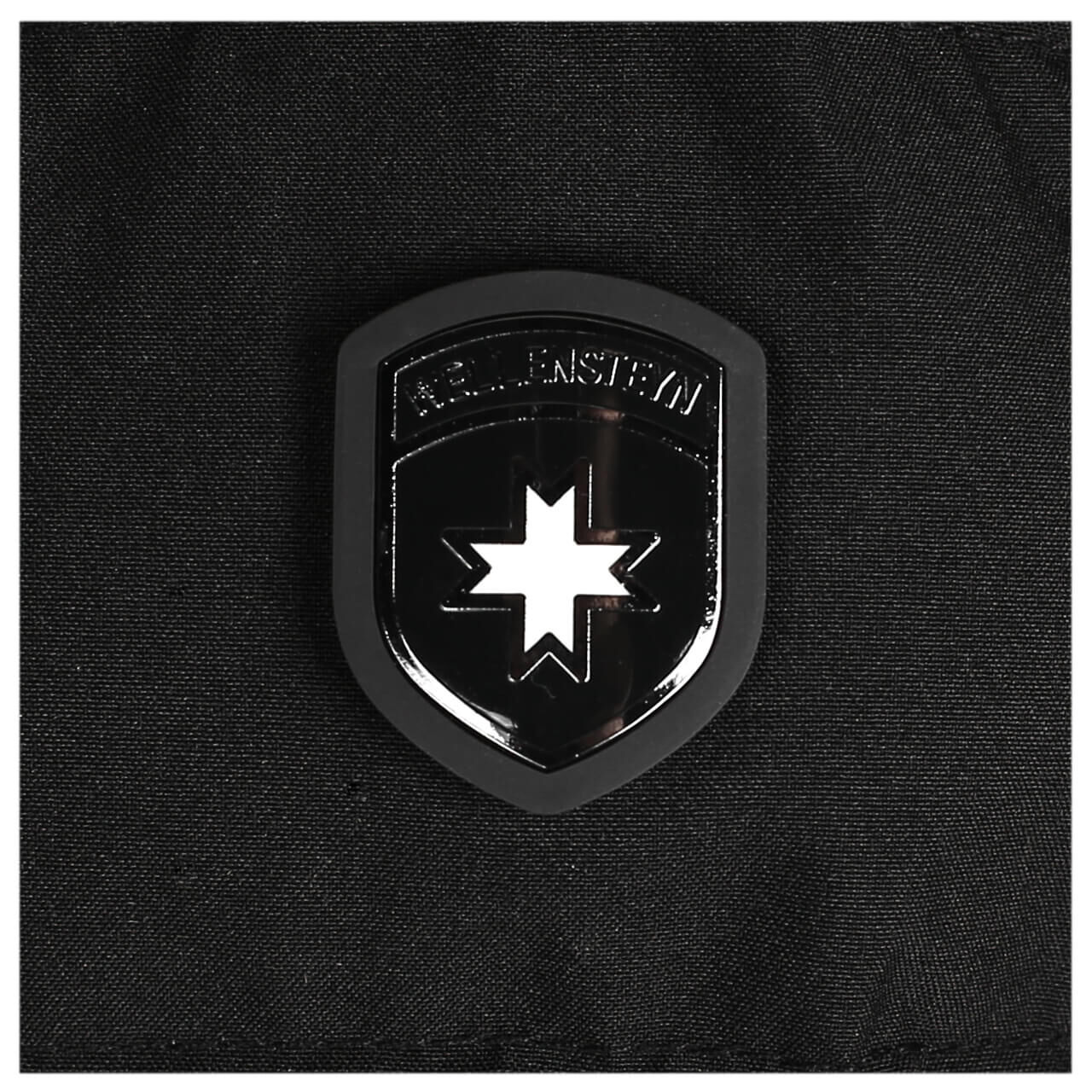 wellensteyn-jacke-pistolera-pist-565-black-detail Damen Jacke Pistolera von Wellensteyn in Schwarz, Detailansicht Markenlogo