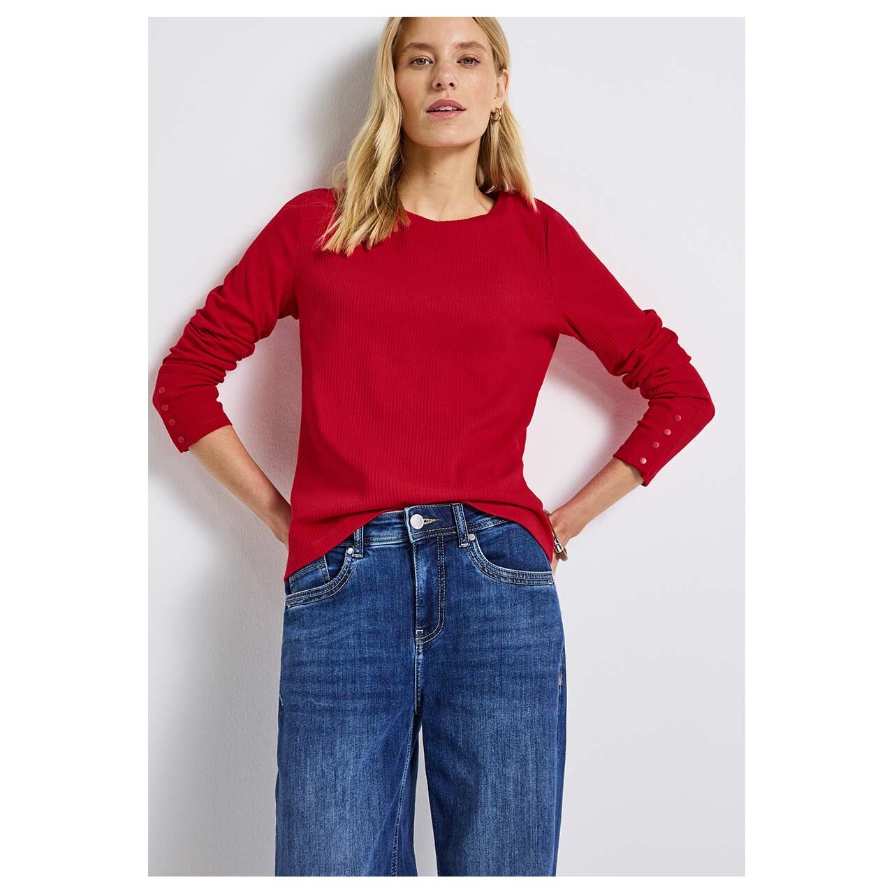 Damen Langarm Shirt Buttons at Cuffs von Street One in Rot, Vorderansicht am Model