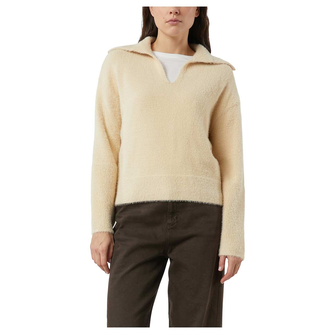Damen Pullover von Comma in Beige, detaillierte Vorderansicht am Model