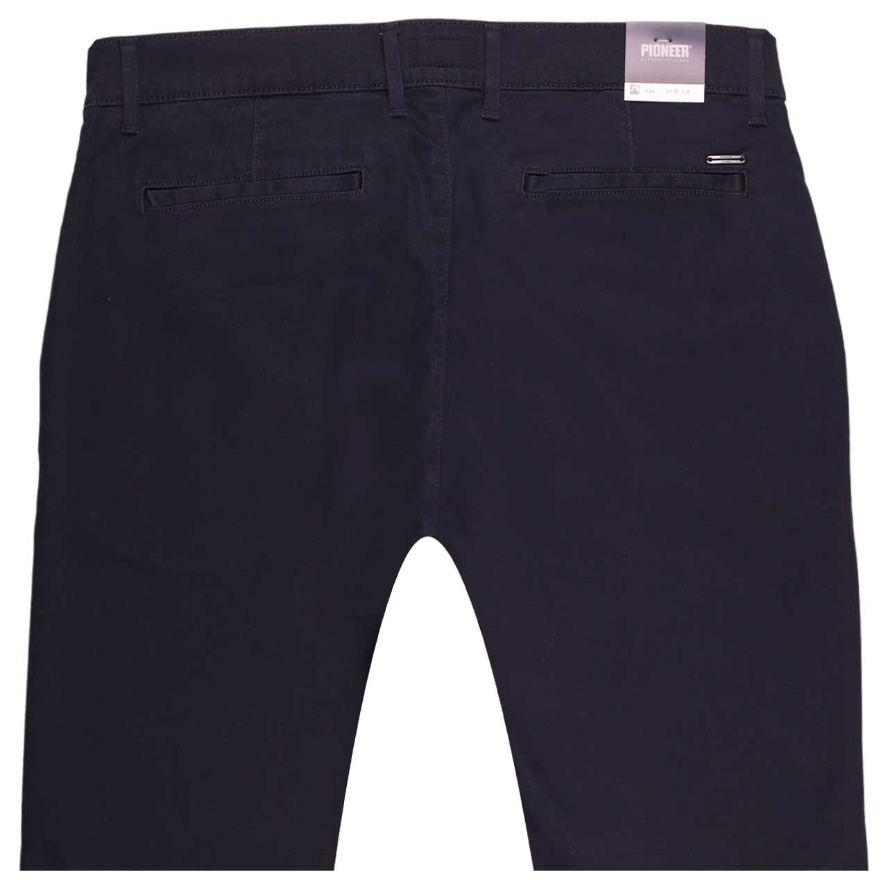 Stretch Chinohose Enrico in Dunkelblau von Pioneer, detaillierte Rückansicht