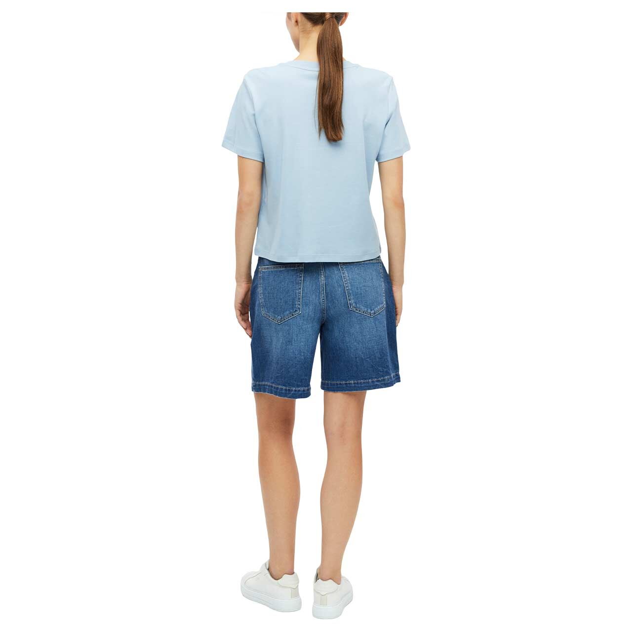s.Oliver Damen T-Shirt in Hellblau mit Print, Rückansicht am Model