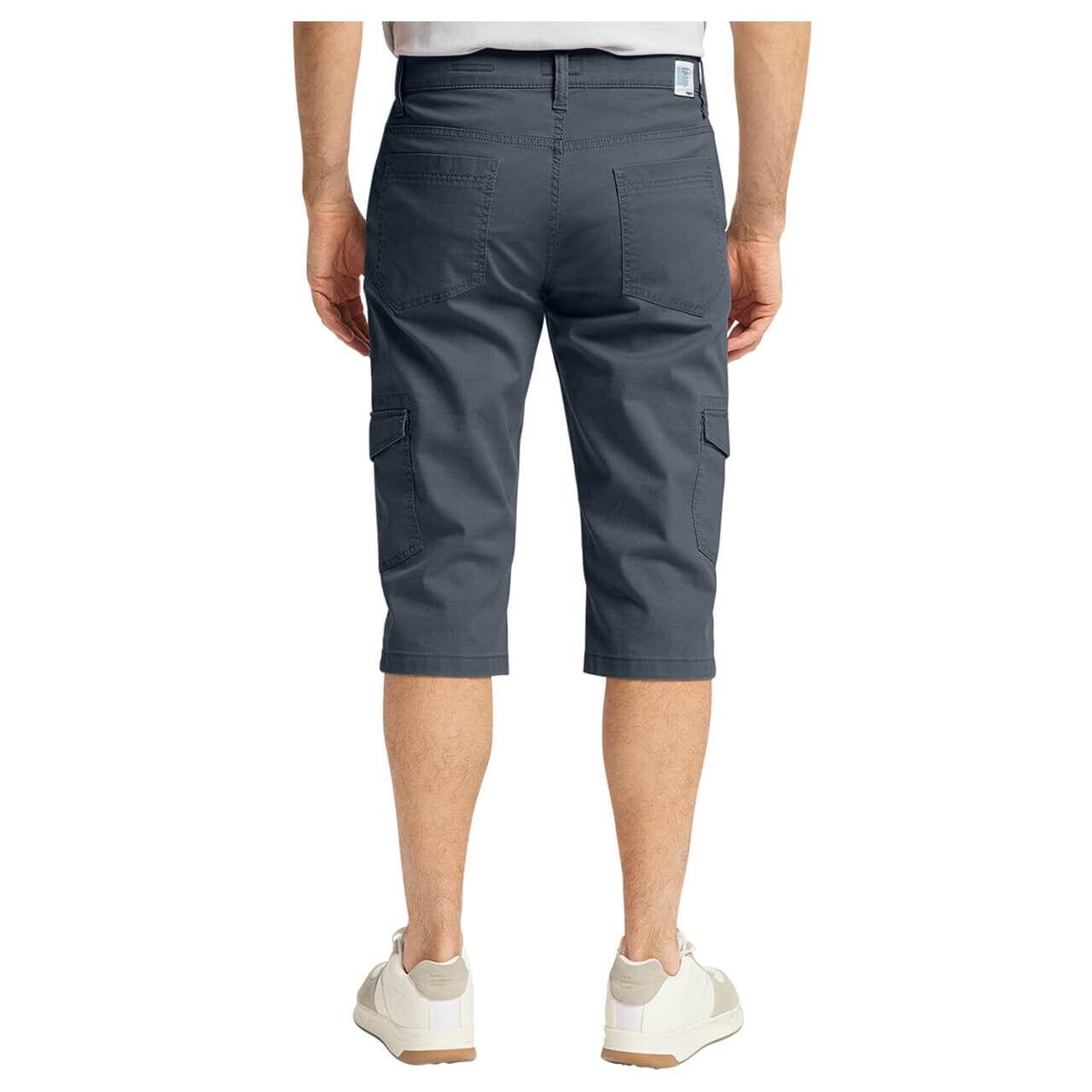 Stretch Herren 3/4 Cargo Baumwollhose Paul Megaflex in Dunkelblau von Pioneer, Nahaufnahme Model Rückansicht