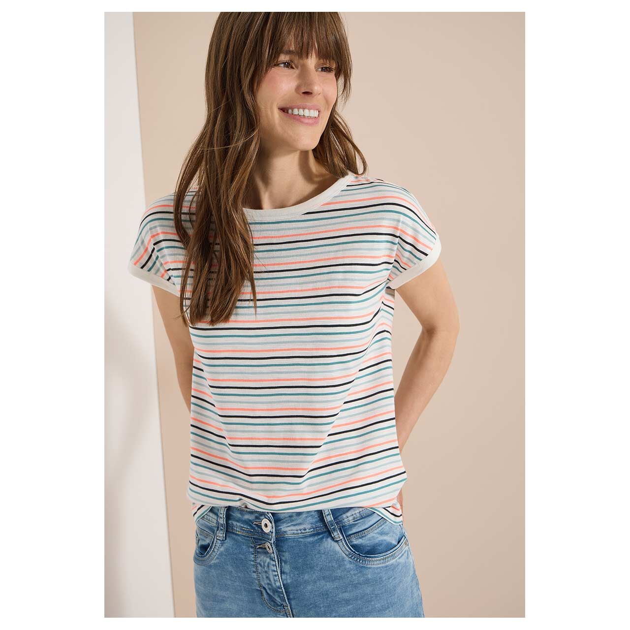 Damen T-Shirt Multi Striped Turn-Up von Cecil in Cremeweiß gestreift, Vorderansicht am Model