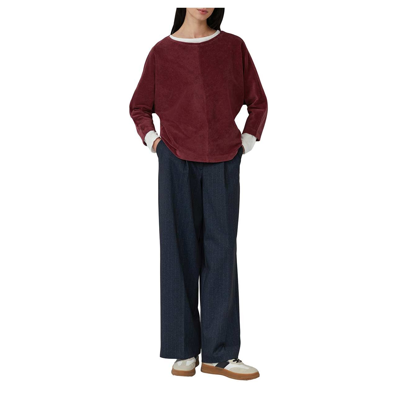 Damen 3/4 Arm Cord Sweatshirt von s.Oliver in Burgunderrot, Vorderansicht mit Model