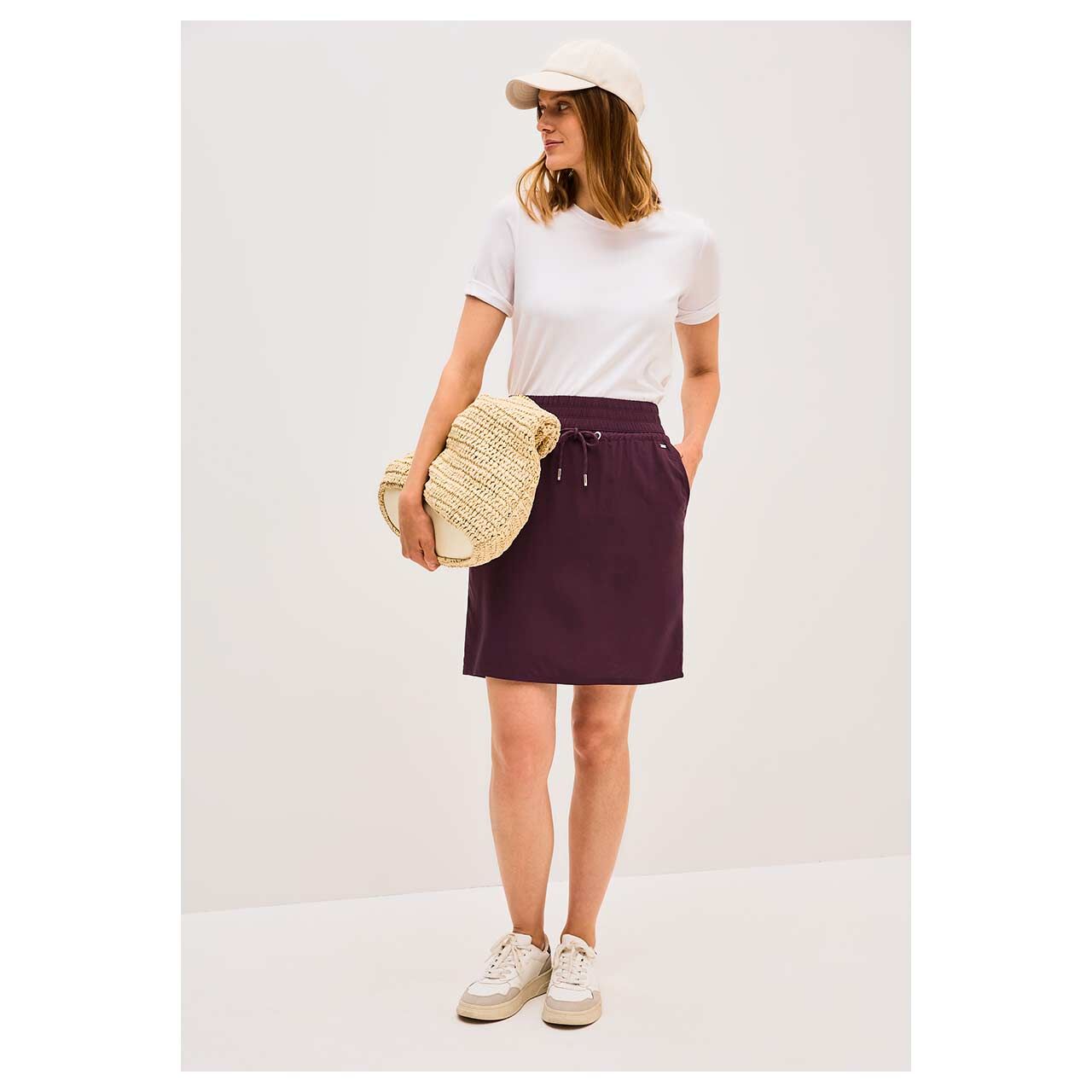 Damen Rock Chelsea Flatter Skirt von Cecil in Burgunderrot, Ganzkörperansicht Modell