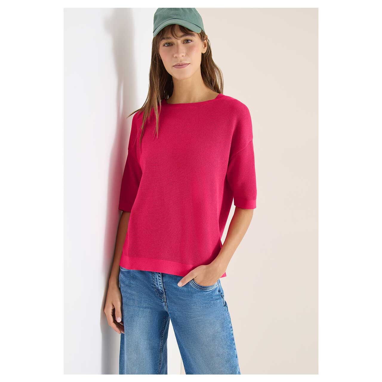 Damen Kurzarm Pullover Structured Short Sleeve von Cecil in Pink, Vorderansicht am Model