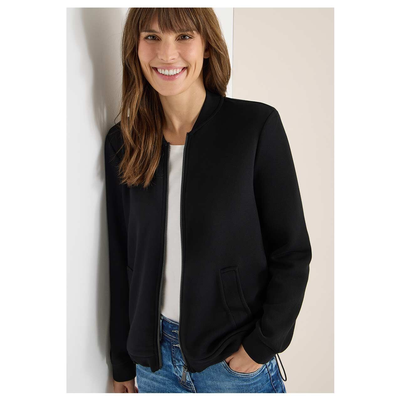 Damen Sweatjacke Soft Piqué von Cecil in Schwarz, Rückansicht am Model