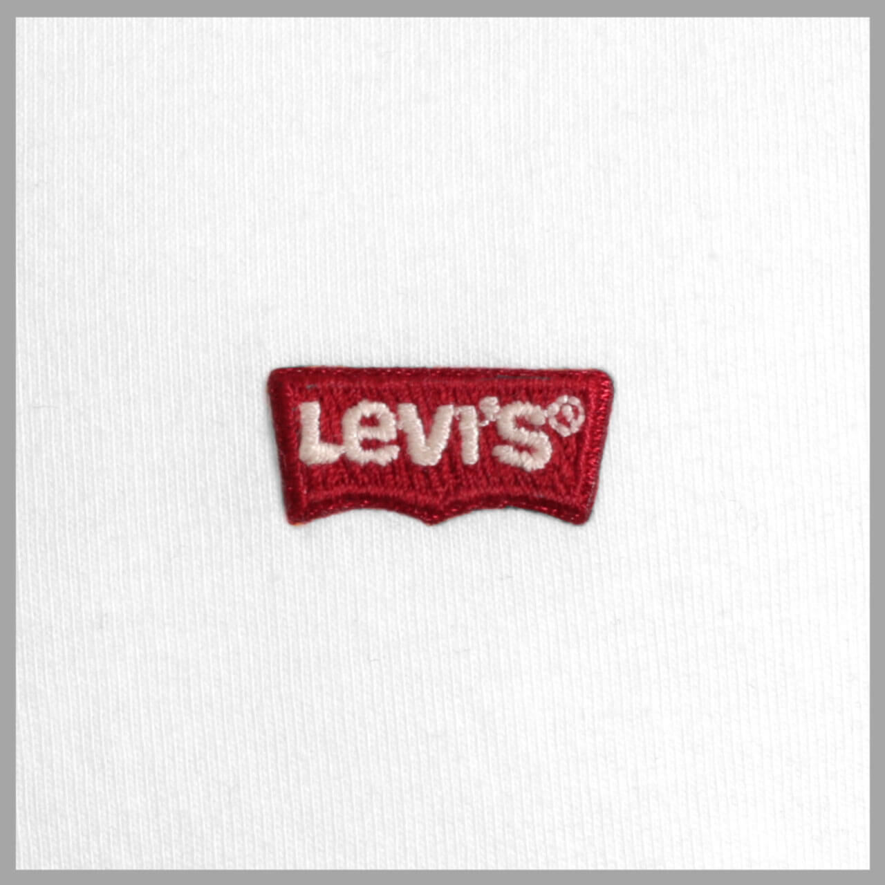 Levis Herren T-Shirt in Weiß, FarbNr. 0000