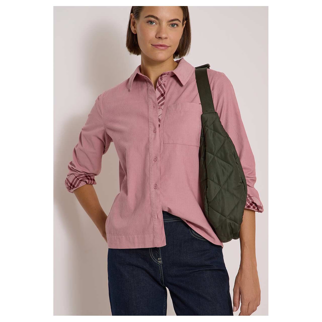 Damen Langarm Cord Bluse Corduroy von Cecil in Rosa, gestylte Vorderansicht am Model
