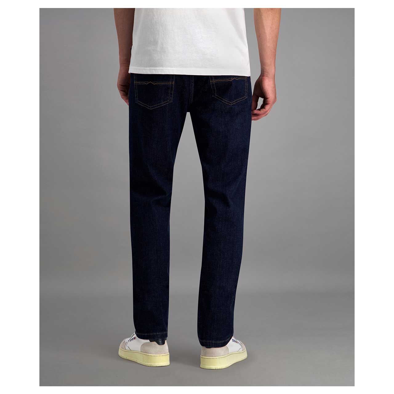 Stretch Herrenjeans Rando Megaflex in Dunkelblau von Pioneer, Rückansicht am Model