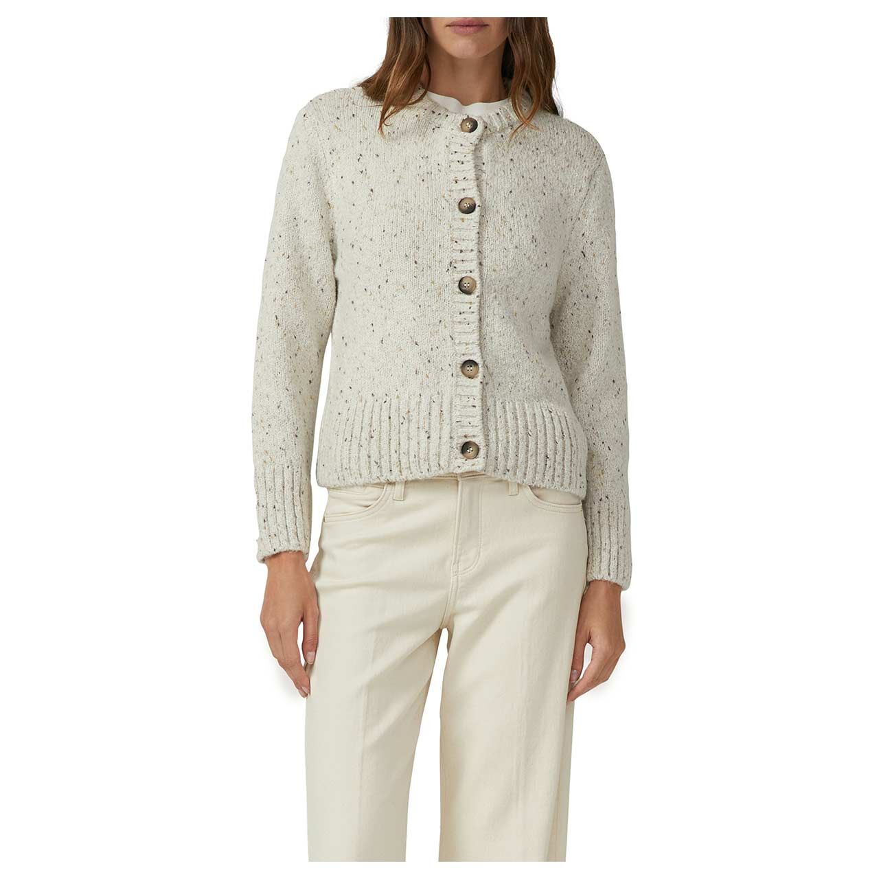Damen Strickjacke von s.Oliver in Cremeweiß mit Print, detaillierte Vorderansicht am Model