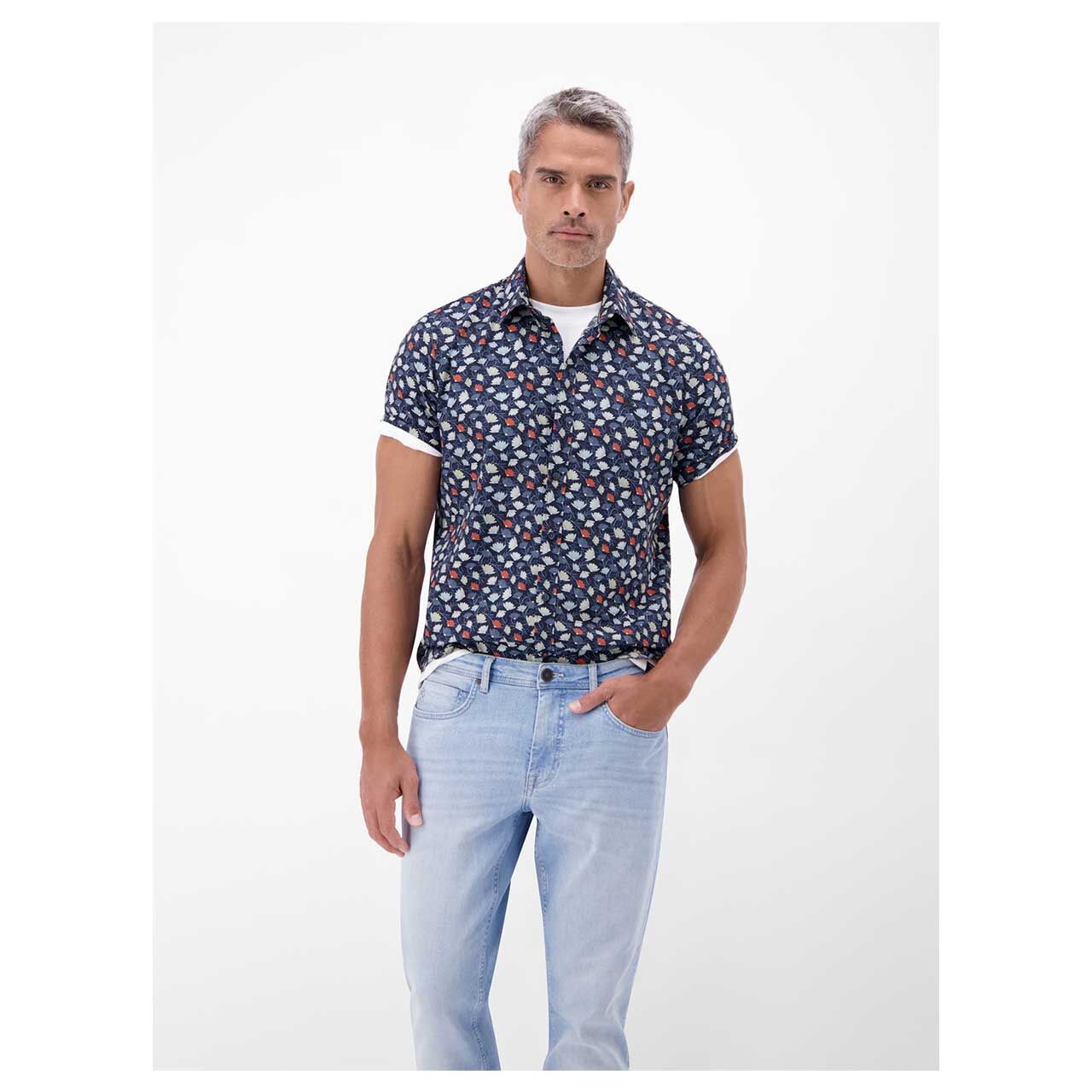 Herren 1/2 Arm Hemd von Lerros in Dunkelblau mit Print, Vorderansicht am Model