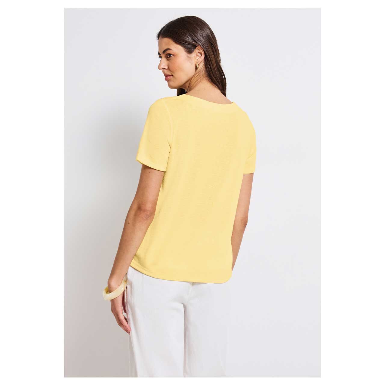 Damen T-Shirt Linen Look with Crochet von Street One in Gelb, Rückansicht Oberkörper getragen