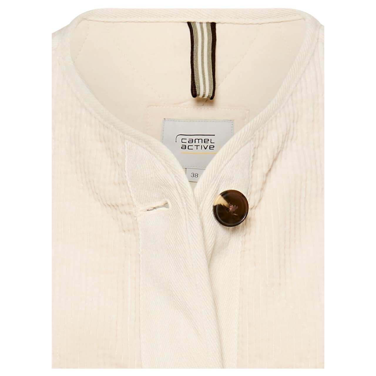 Damenjacke von Camel active in der Farbe Cremeweiß, Detailansicht vorne