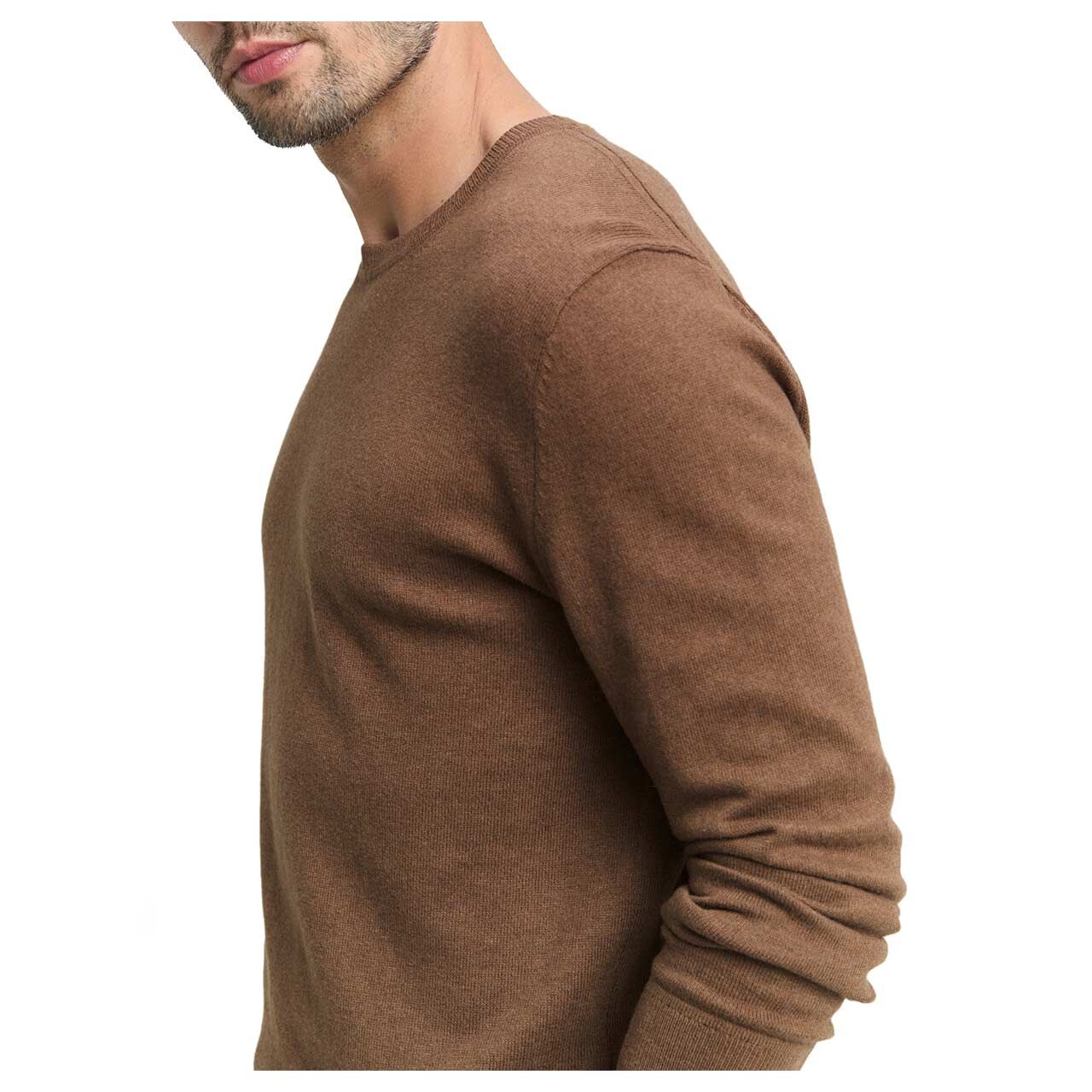 Herren Pullover Cashmere Crewneck Knit von Tom Tailor in Braun meliert, Detailansicht am Model