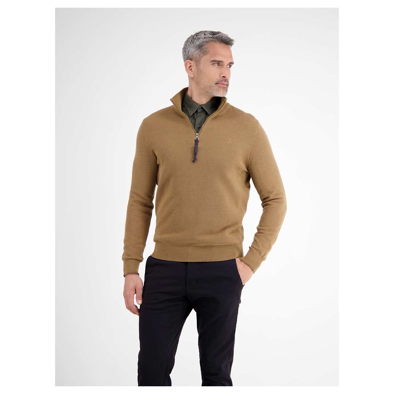 Herren Pullover Troyer von Lerros in Hellbraun, Vorderansicht am Model