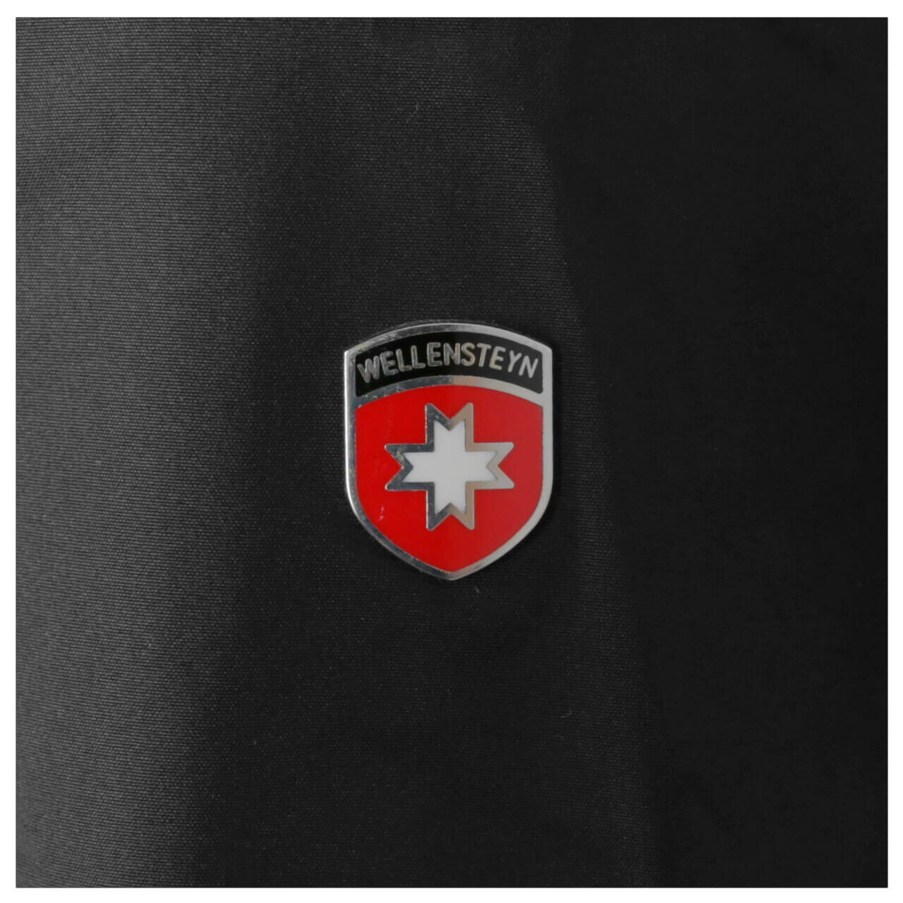 wellesnsteyn-jacke-herren-golfjacke-gj-44-black-detail Herren Jacke Golfjacke von Wellensteyn in Schwarz, Rückansicht mit Kapuze