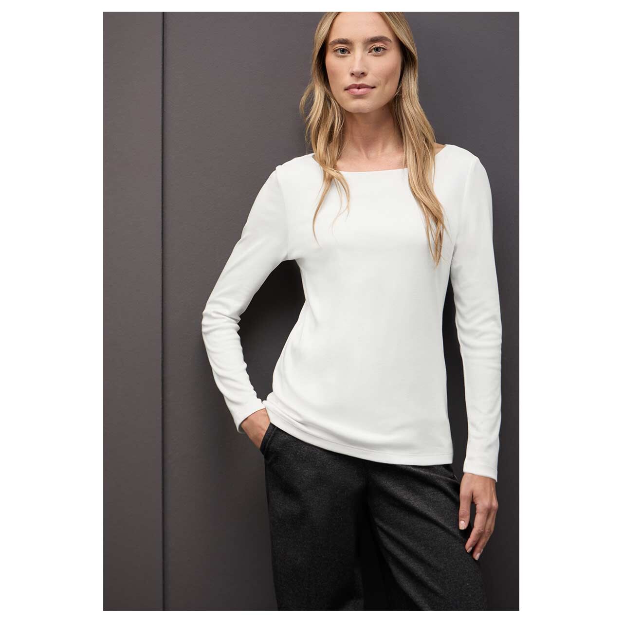 Damen Langarm Shirt Lanea von Street One in Weiß, Vorderansicht am Model