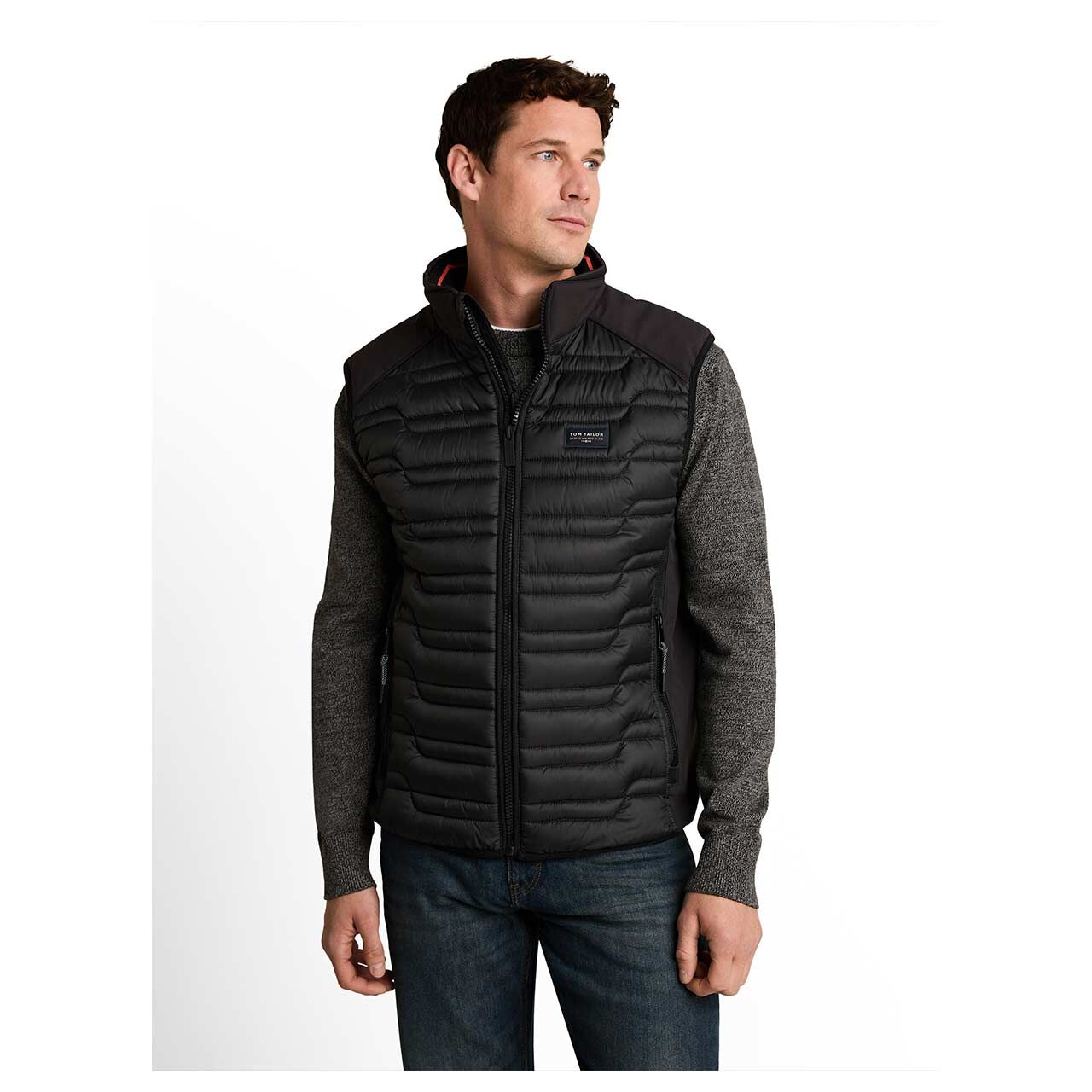 Herren Weste Hybrid Vest von Tom Tailor in Schwarz, Rückansicht am Modell