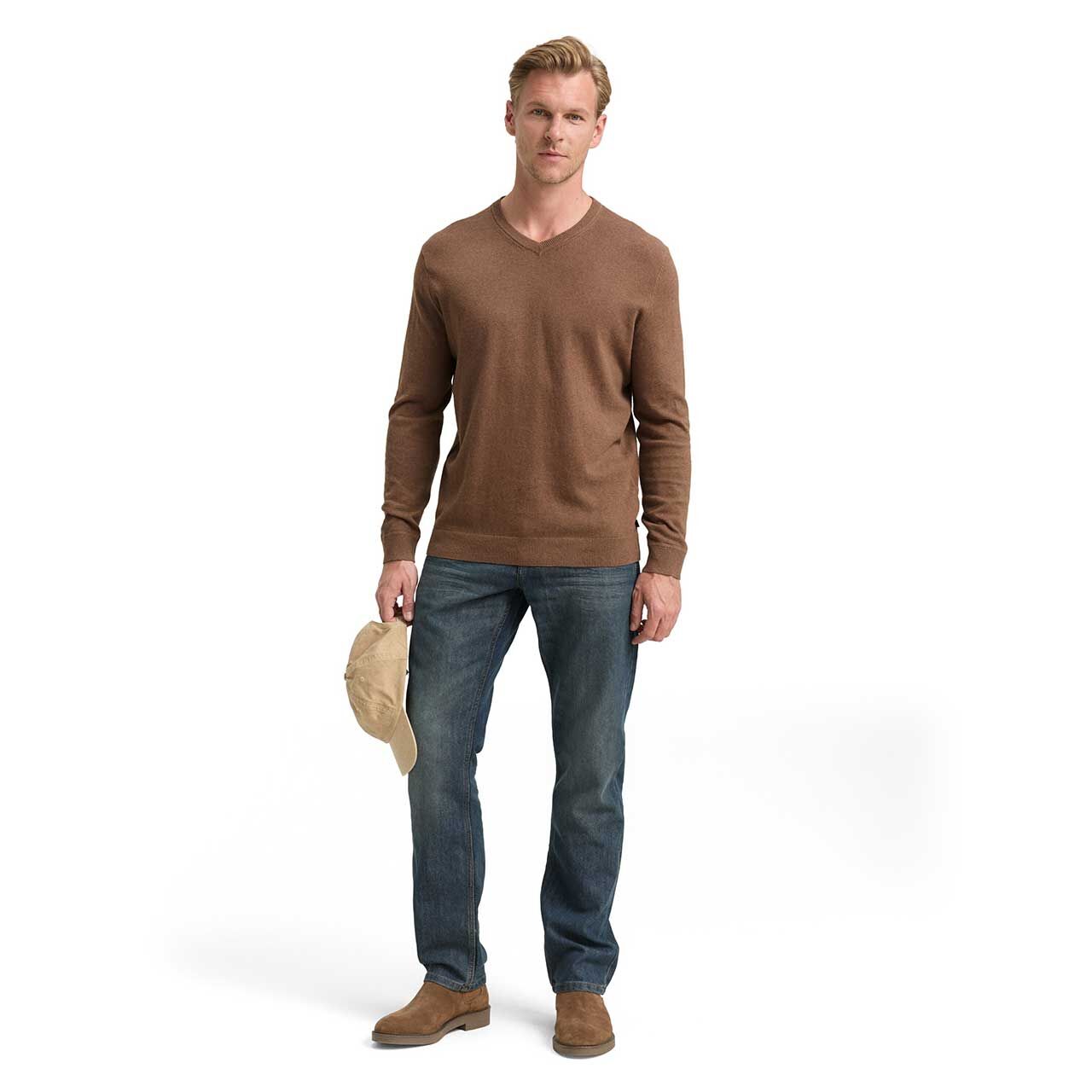 Herren Pullover Cashmere V-Neck Knit von Tom Tailor in Braun meliert, Ganzkörperansicht am Model