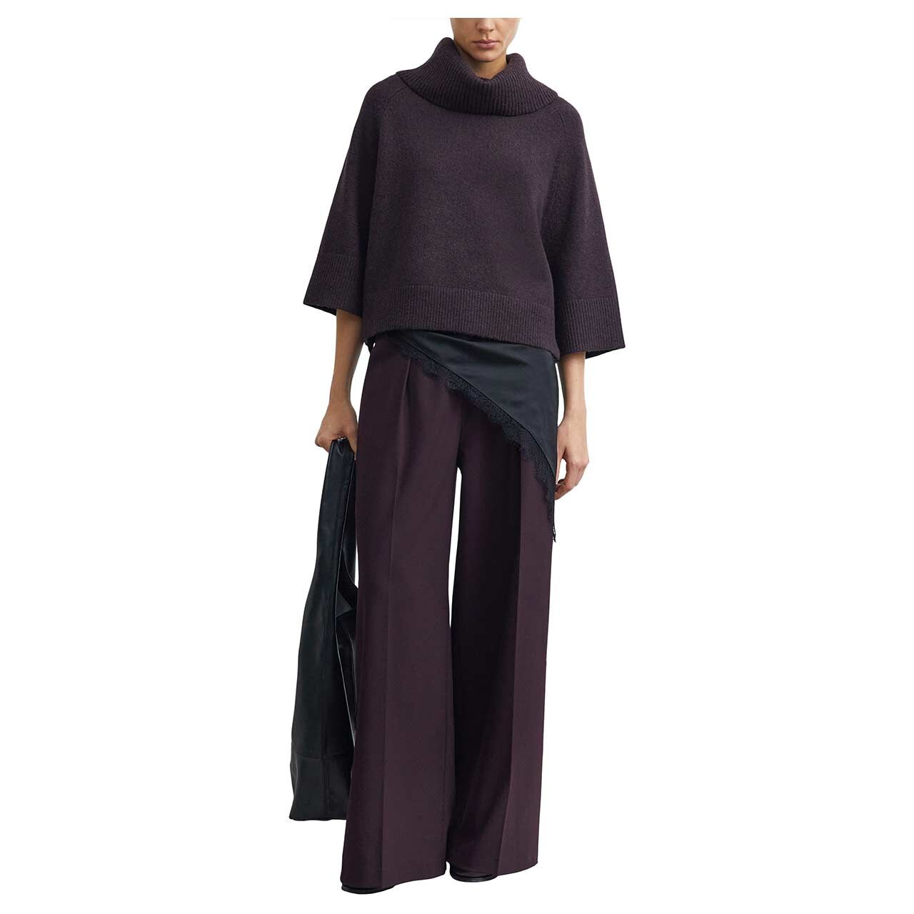 Damen 3/4 Arm Rollkragen Pullover von Comma in Lila, Ganzkörperansicht Model