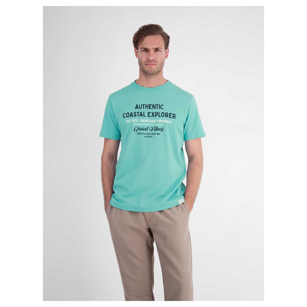 Herren T-Shirt von Lerros in Hellblau mit Print, Vorderansicht am Model