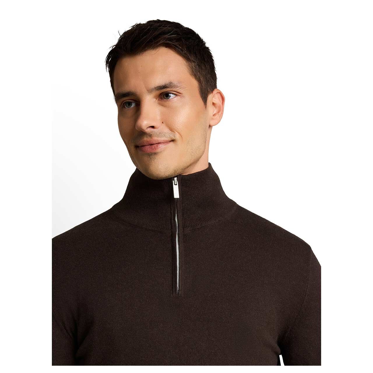 Herren Pullover Troyer Cashmere Knitted von Tom Tailor in Dunkelbraun meliert, Detailansicht am Model vorne