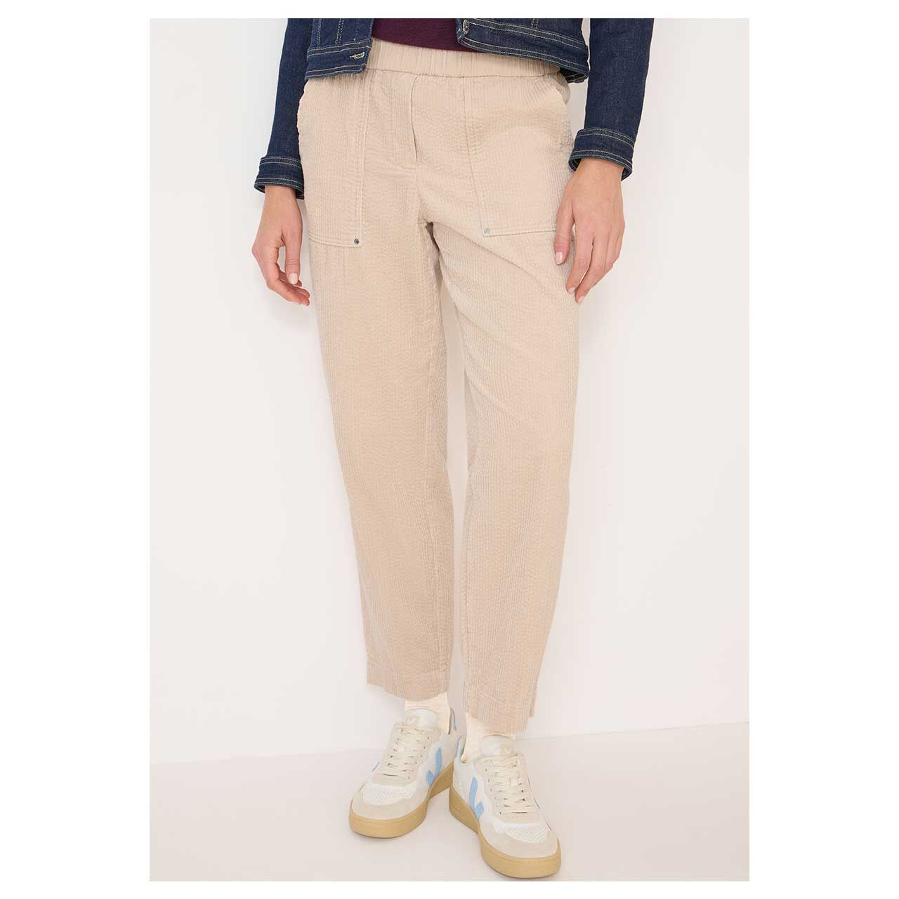 Damen Ankle Cordhose Chelsea von Cecil in Hellbeige, Vorderansicht am Model
