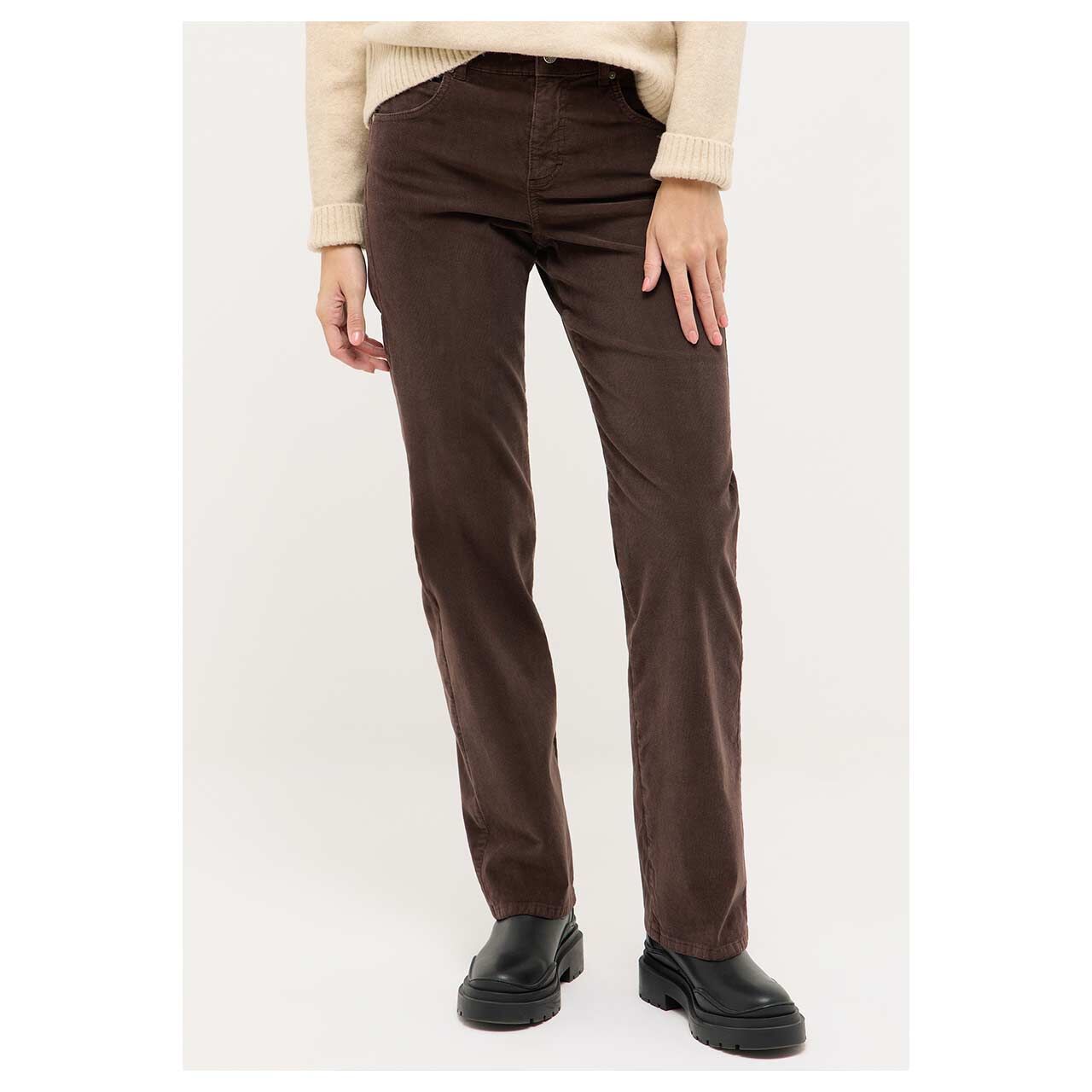 Damen Cordhose Lara von Angels in Dunkelbraun, Vorderansicht am Model