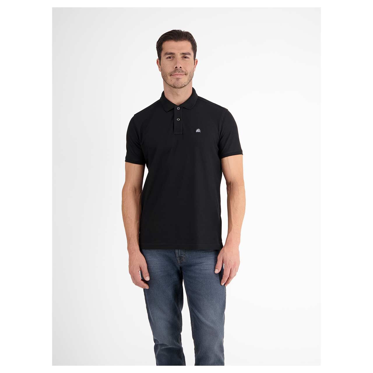Herren Piqué Poloshirt von Lerros in Schwarz, Vorderansicht am Model