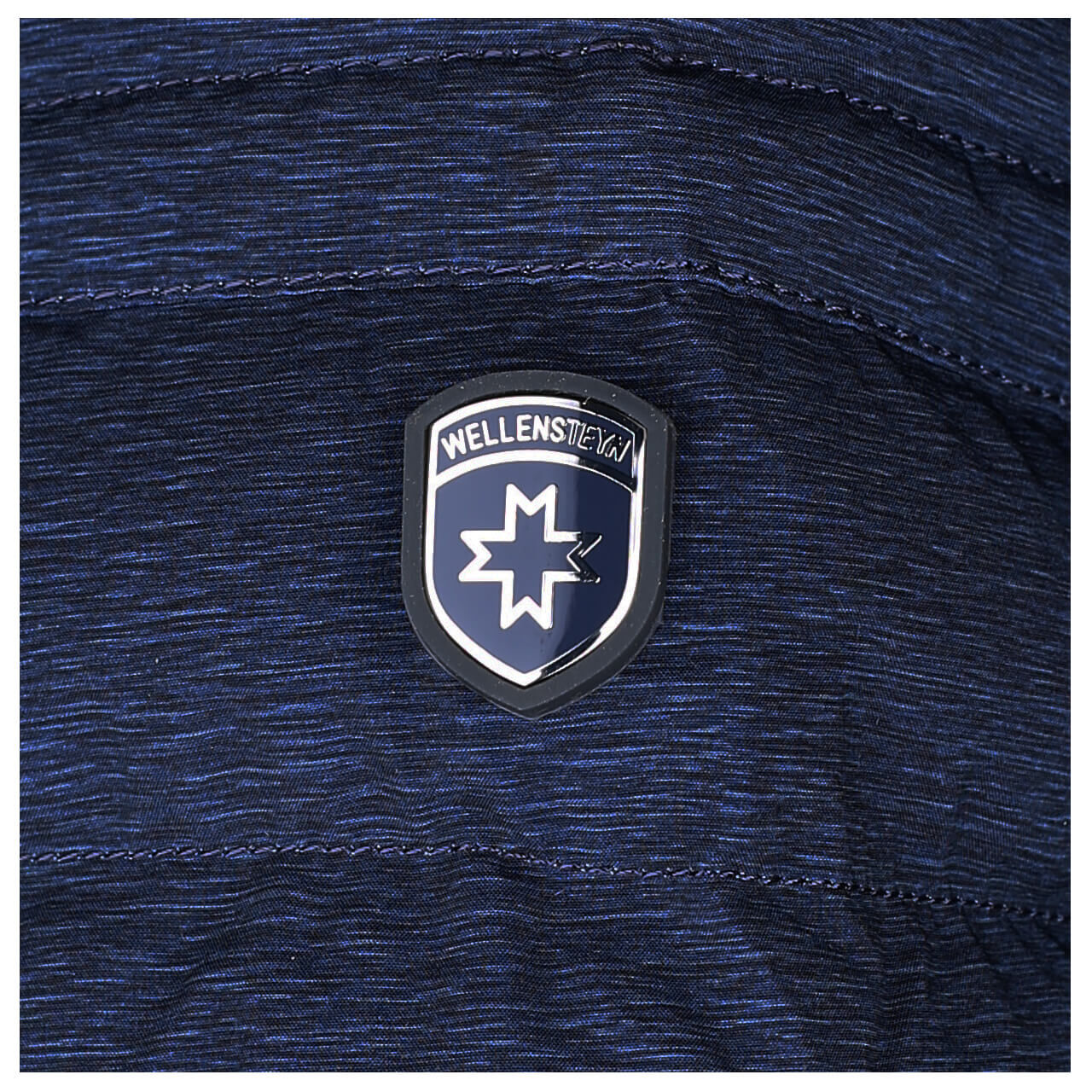 wellenstyn-molmen-986-logo Wellensteyn Herren Jacke Molecule/MOL Men von Wellensteyn in Dunkelblau meliert, Detailansicht vom Logo
