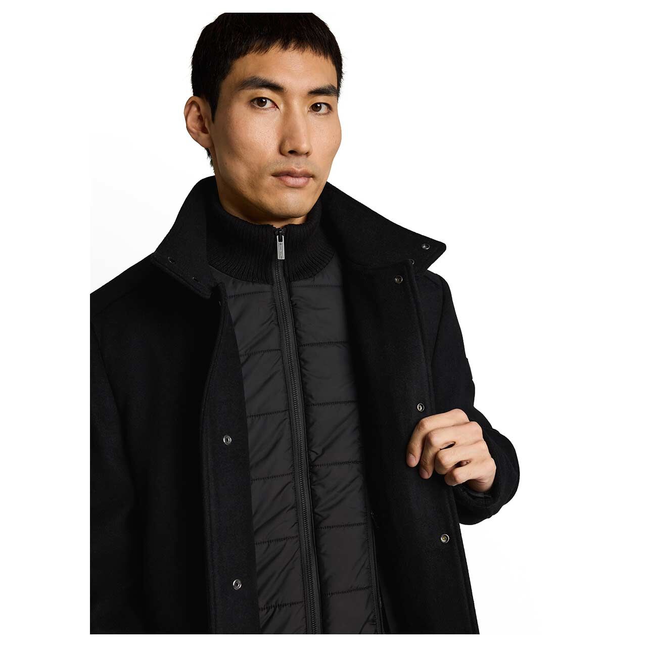 Herren Mantel Wool Coat 2 in 1 von Tom Tailor in Schwarz, Detailansicht am Model
