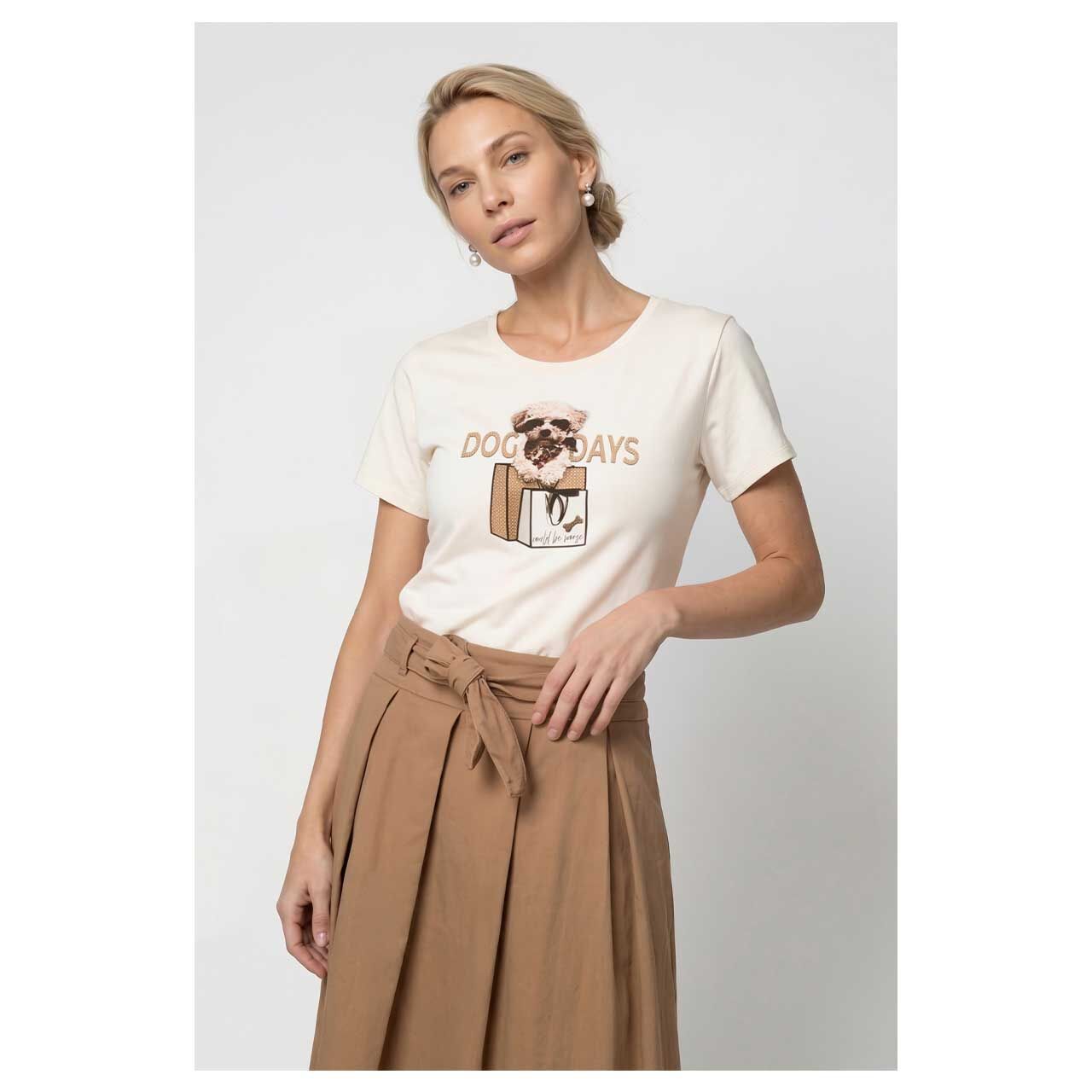 Damen T-Shirt von Monari in Cremeweiß mit Print, Vorderansicht am Model