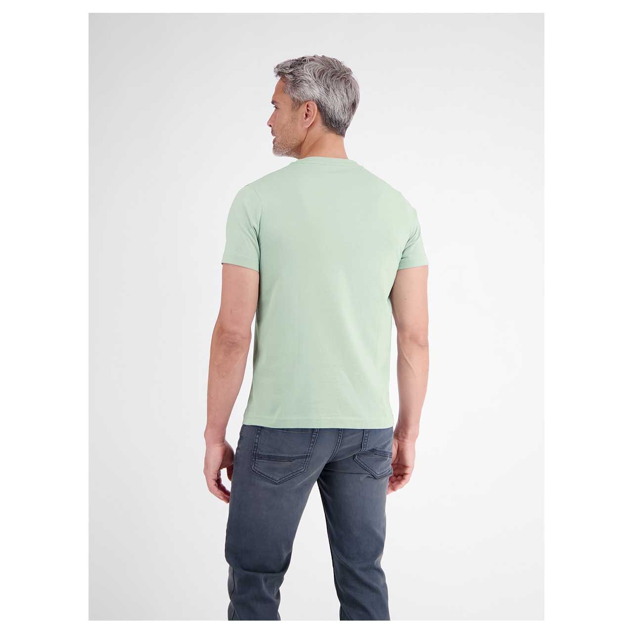 Herren T-Shirt von Lerros in Türkis, Rückansicht am Model