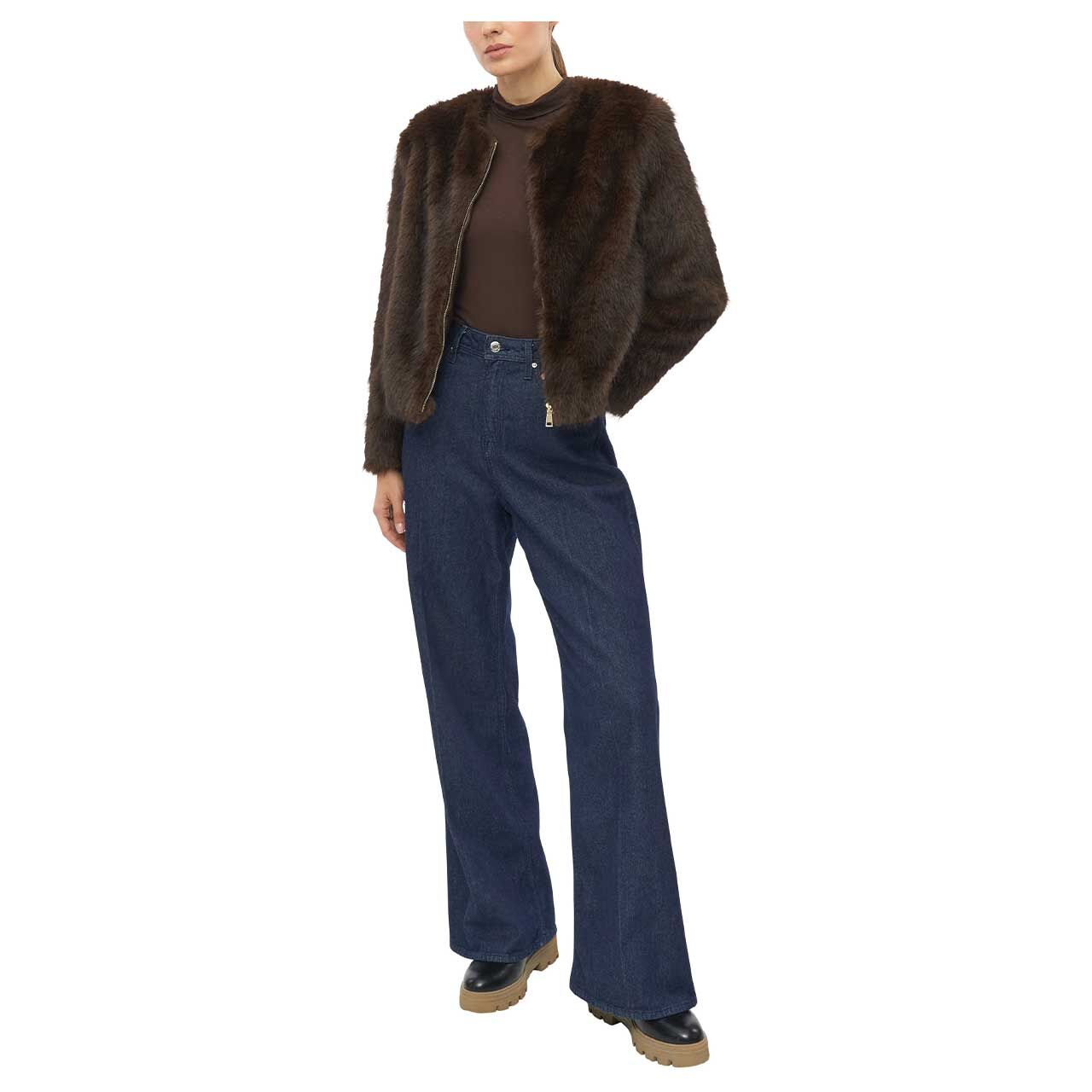 Damen Jacke von s.Oliver in Dunkelbraun, Ganzkörperansicht am Model