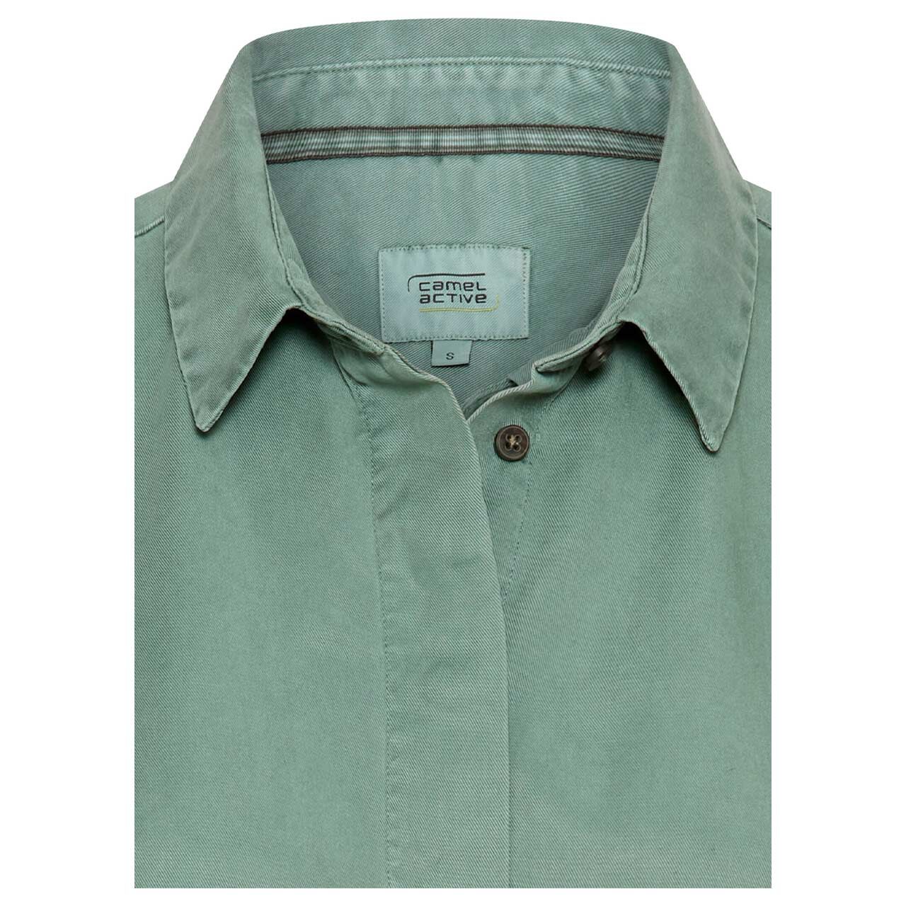 Damen Kurzarm Bluse von Camel active in Jadegrün, detaillierte Vorderansicht