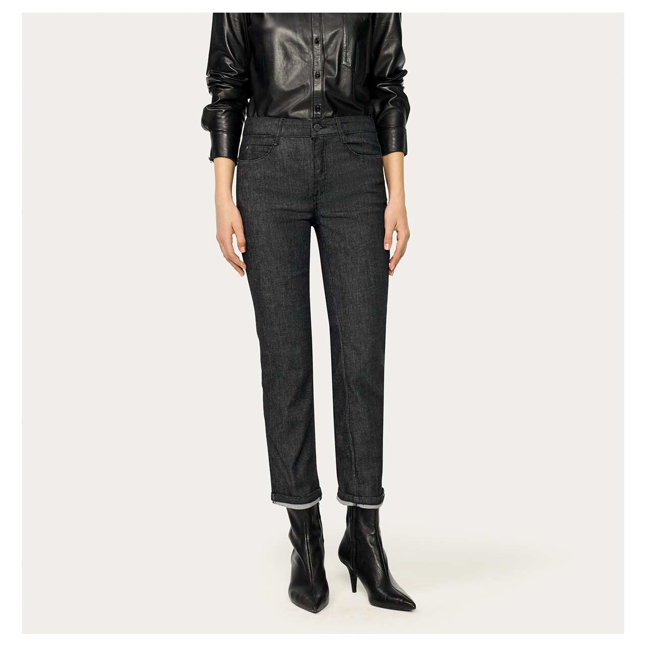MAC Dream Cropped Ankle Jeans in Schwarz, Rückansicht